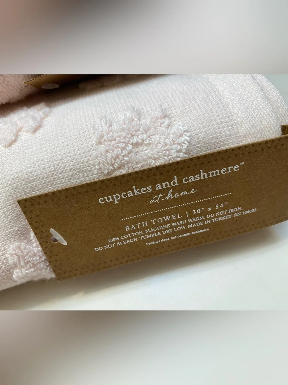 Cupcakes and Cashmere ❤️Baby Pink Flower(2)Hand  &(1) Bath Towel Set NWT